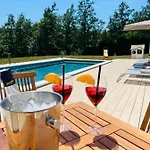 Prisunca Jacuzzi & Swimming Pool Villa Pazin