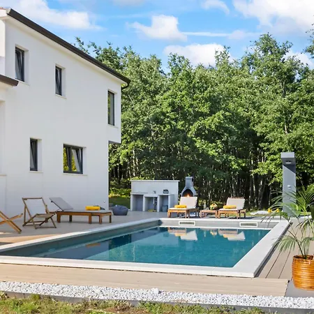 Prisunca With Jacuzzi & Swimming Pool * Pazin