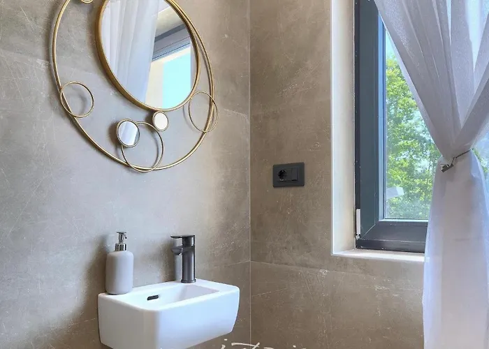 Prisunca Jacuzzi & Swimming Pool Βίλα *