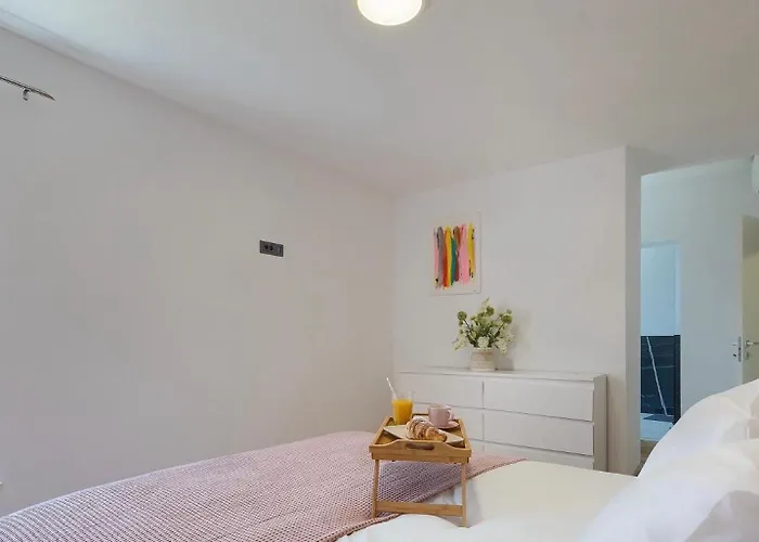 Prisunca Jacuzzi & Swimming Pool