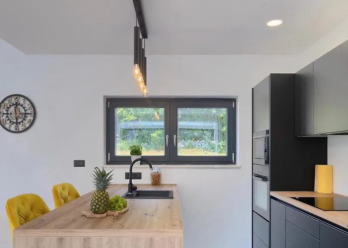 Prisunca Jacuzzi & Swimming Pool