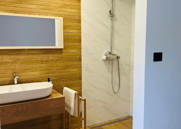 빌라 Prisunca Jacuzzi & Swimming Pool *