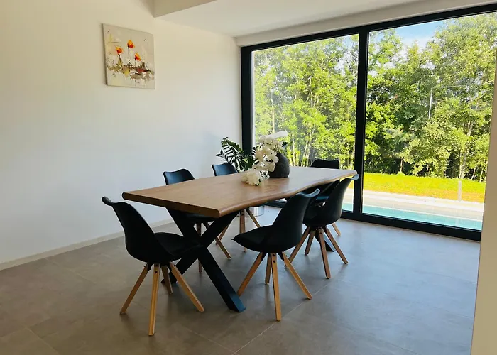 Prisunca Jacuzzi & Swimming Pool Βίλα