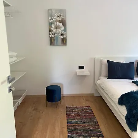 Prisunca Jacuzzi & Swimming Pool Villa Pazin