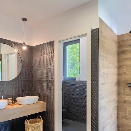 Villa Prisunca Jacuzzi & Swimming Pool Pazin