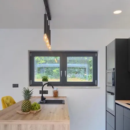 Prisunca Jacuzzi & Swimming Pool