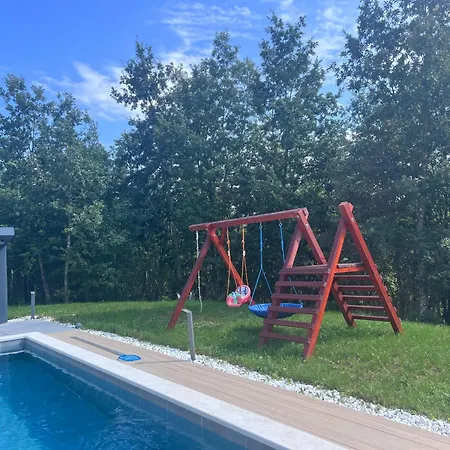 Villa Prisunca Jacuzzi & Swimming Pool Pazin
