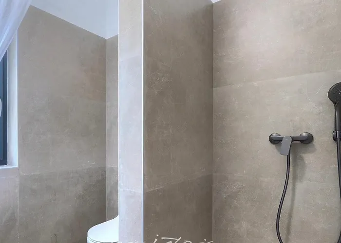 Prisunca Jacuzzi & Swimming Pool *