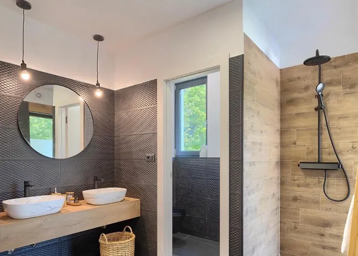 Villa Prisunca Jacuzzi & Swimming Pool Pazin