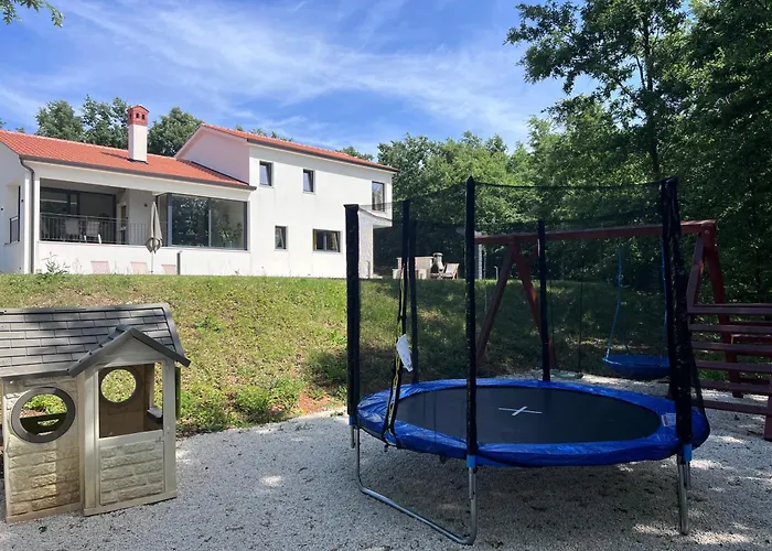 Villa Prisunca Jacuzzi & Swimming Pool